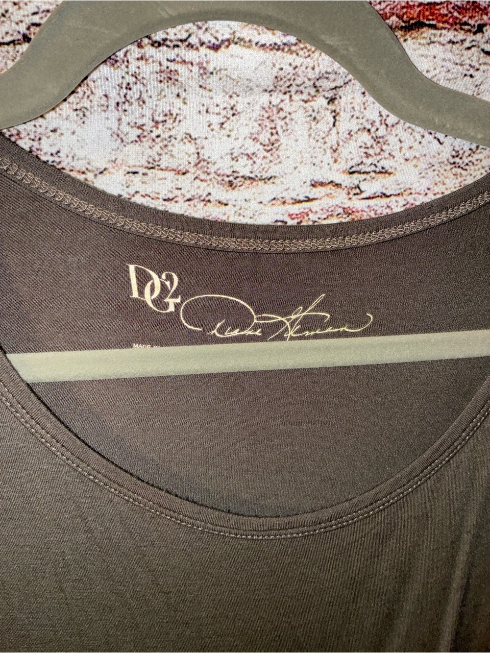 DG2 by Diane Gilman Black Scoop Neck Tank Top